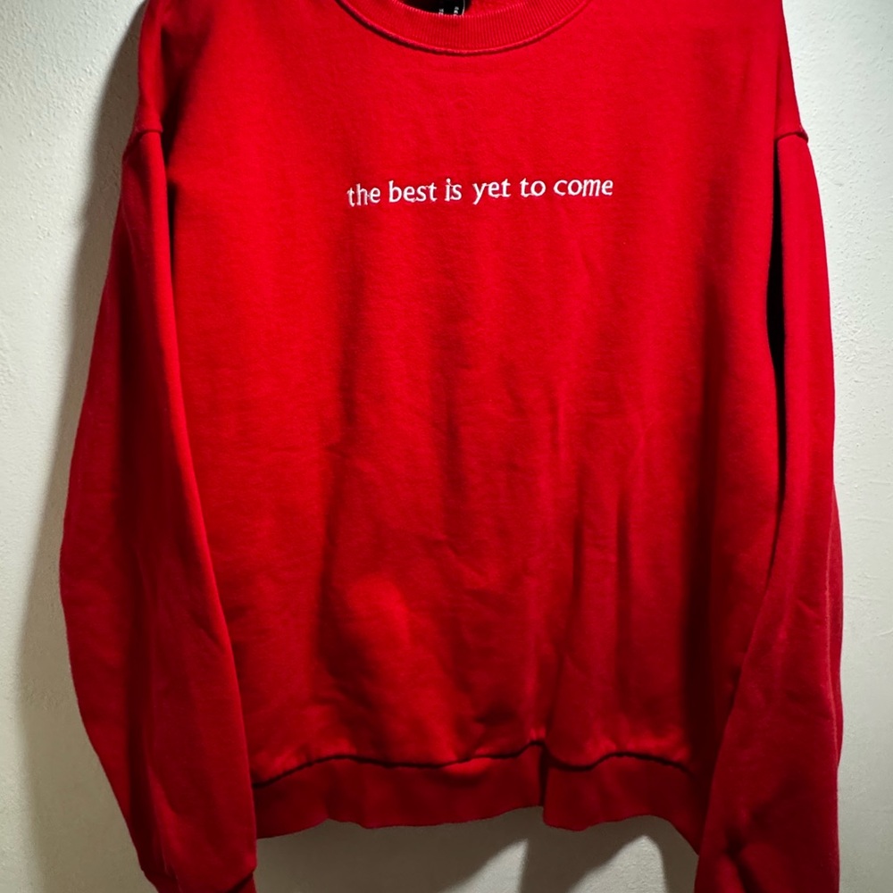 “the best is yet to come” Forever 21 Men's Red Sweater Size XL